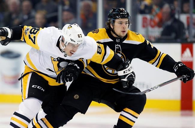 Pastrnak goal in 3rd lifts Bruins to 4-3 win over Penguins | iNFOnews.ca