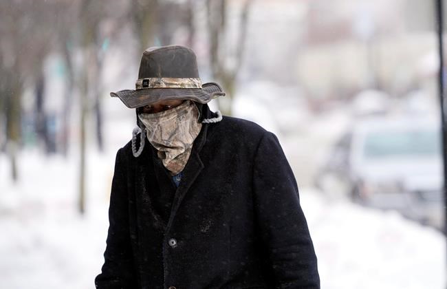 Storm brings more snow, ice to large part of Midwest | iNFOnews.ca CP1180668697