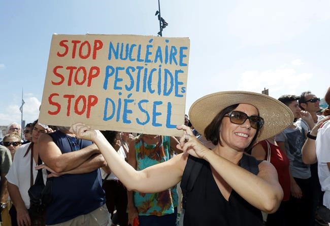 Global marches seek urgent action on climate change | iNFOnews.ca CP949296406