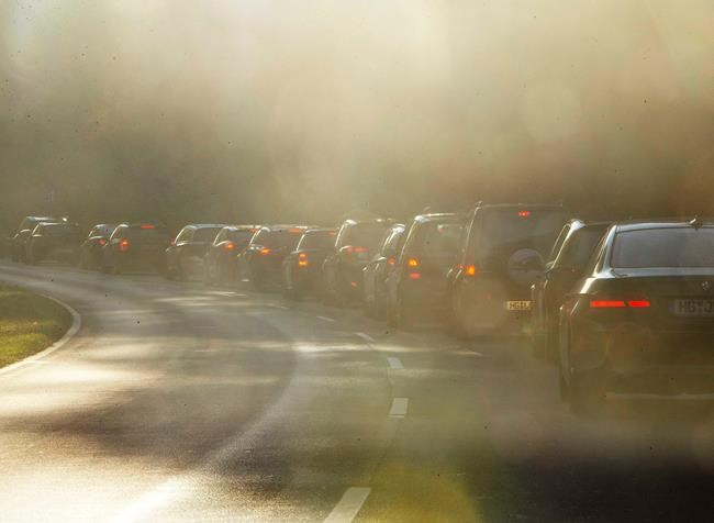 German official rebuffs call for halt to emissions checks | iNFOnews.ca German official rebuffs call for halt to emissions checks | iNFOnews.ca