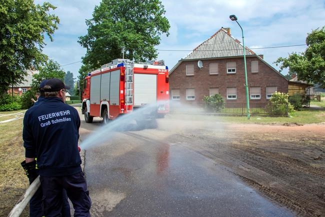 German military clears fire break to contain massive blaze | iNFOnews.ca German military clears fire break to contain massive blaze | iNFOnews.ca