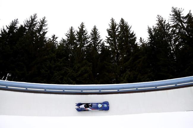Humphries, Jones hold lead at bobsled world championship | iNFOnews.ca