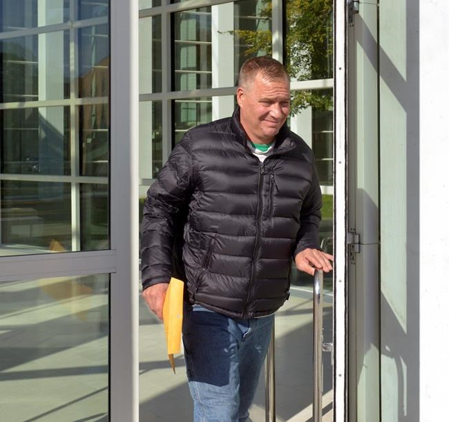 Cop accused of telling teen: 'Welcome to white man's world' | iNFOnews.ca Cop accused of telling teen: 'Welcome to white man's world' | iNFOnews.ca
