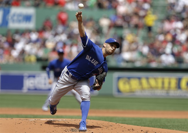 Blue Jays win 11th straight to tie team record, rout Red Sox 13-5 as Goins drives in 5 runs | iNFOnews.ca CP33479423