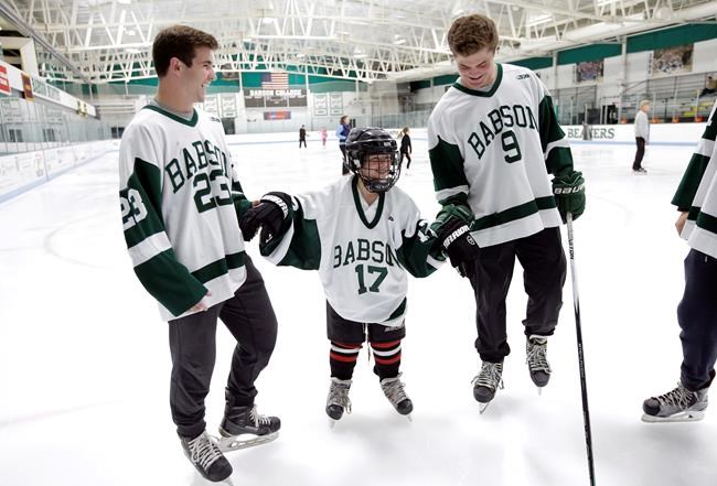 Chronically ill 4th-grader signs with college hockey team | iNFOnews.ca
