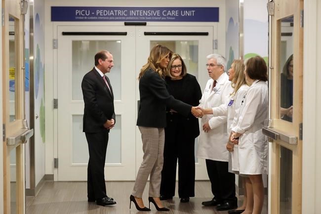 First lady visits cuddling program for babies born on drugs | iNFOnews.ca