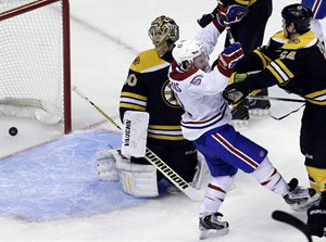 Desharnais scores 2 and Canadiens take over 1st in Eastern Conference with 4-3 win over Bruins | iNFOnews.ca CP22310366