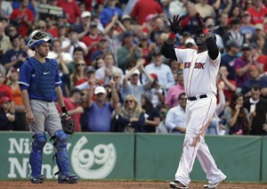 Ortiz, Bradley Jr. homer, lead Red Sox to 5-2 win over Toronto in regular-season Fenway finale | iNFOnews.ca CP25115110