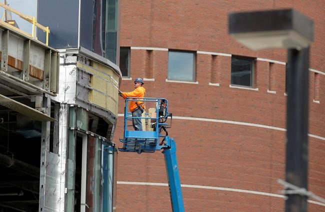Construction spending flat in May | iNFOnews.ca