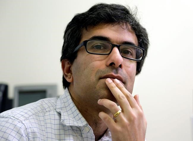 Harvard scholars: Travel ban deprives US of best, brightest | iNFOnews.ca