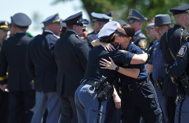 Officials trade blame after teen arrested in officer's death | iNFOnews.ca