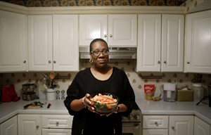 Weight Watchers, Jenny Craig get best marks in diet research review; scant evidence for others | iNFOnews.ca CP32587392