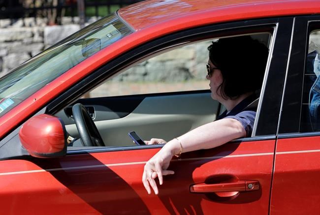 Maine's tougher new distracted driving ban in effect | iNFOnews.ca Maine's tougher new distracted driving ban in effect | iNFOnews.ca