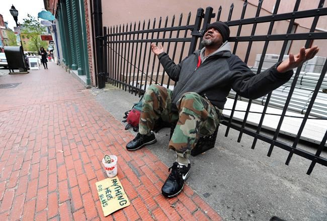 Plan to curb panhandling takes people from begging to work | iNFOnews.ca