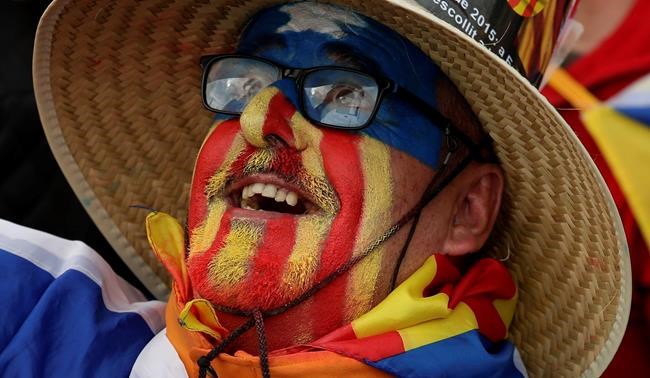 Catalans protest Spain's legal challenges to secession | iNFOnews.ca Catalans protest Spain's legal challenges to secession | iNFOnews.ca
