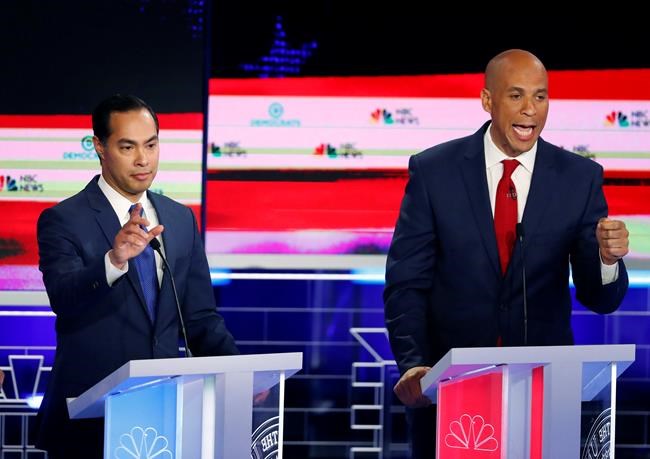 Democrats' use of Spanish in debate evokes praise, eye rolls | iNFOnews.ca