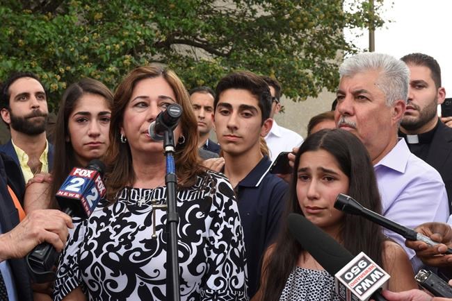 Detroit judge mulling release of detained Iraqi nationals | iNFOnews.ca CP999287337