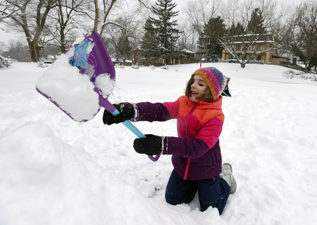 Storm that carpeted Midwest with snow barrels to New England | iNFOnews.ca