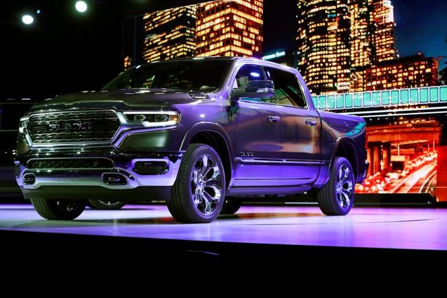 Autonomous cars loom, but the Detroit auto show goes on | iNFOnews.ca