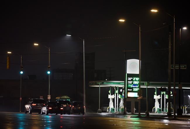 Thousands of Detroit's new streetlights dimming, burning out | iNFOnews.ca