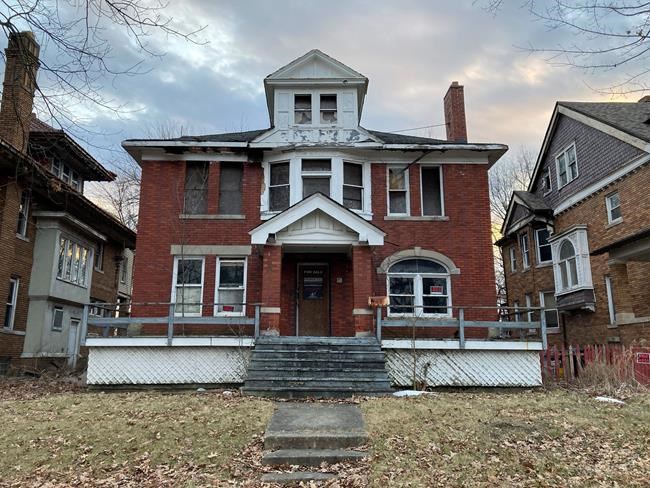 Detroit mayor: HGTV's Curtis was 'scammed' in house deal | iNFOnews.ca