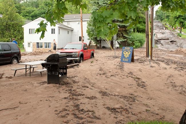Storms, flooding lead to 2 Wisconsin deaths, 1 in Michigan | iNFOnews.ca Storms, flooding lead to 2 Wisconsin deaths, 1 in Michigan | iNFOnews.ca