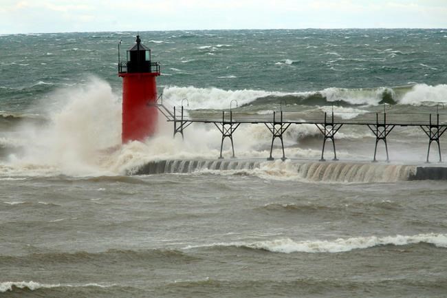 Great Lakes water levels surge, some record highs predicted | iNFOnews.ca Great Lakes water levels surge, some record highs predicted | iNFOnews.ca