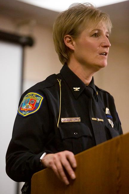 3 officers wounded, homeowner dead after Michigan shooting | iNFOnews.ca