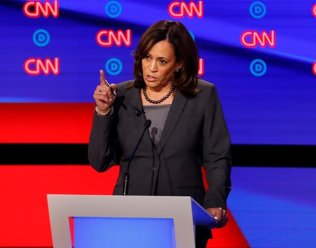 The Latest: Democrats close debate by focusing on Trump | iNFOnews.ca
