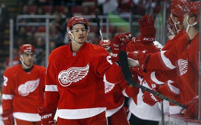Dion Phaneuf loses in Senators debut 3-1 against Red Wings | iNFOnews.ca CP36343506