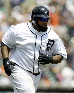 Quintin Berry's single in 10th gives Tigers 2-1 victory over Cardinals | iNFOnews.ca
