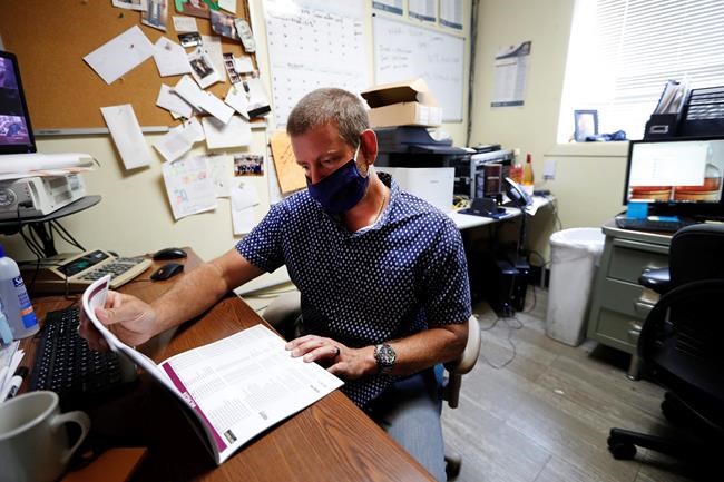 Struggling merchants, insurers battle over pandemic coverage | iNFOnews.ca