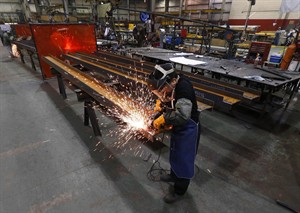 US manufacturing boosted in February by orders and stockpiles, though production slowed | iNFOnews.ca CP27439602