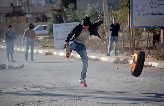 Israel responds to mortar fire from Gaza with airstrikes | iNFOnews.ca