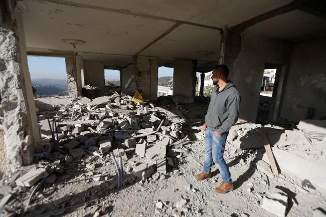 Israel demolishes home of Palestinian who killed 3 Israelis | iNFOnews.ca Israel demolishes home of Palestinian who killed 3 Israelis | iNFOnews.ca