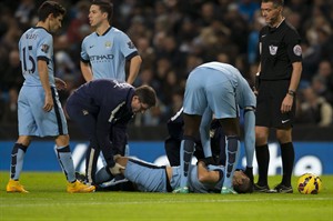 Man City manager Manuel Pellegrini says injured Sergio Aguero could be out for up to 6 weeks | iNFOnews.ca CP31045117