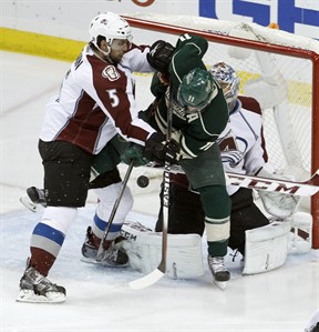Zach Parise's pair of goals leads Wild past Avalanche 5-2 to force Game 7 | iNFOnews.ca