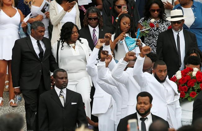 How Castile told officer about gun critical in final moments | iNFOnews.ca How Castile told officer about gun critical in final moments | iNFOnews.ca