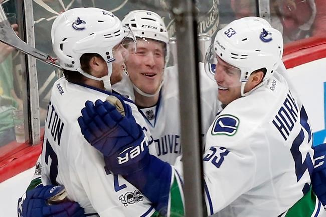 Boeser scores in NHL debut, Canucks top slumping Wild | iNFOnews.ca