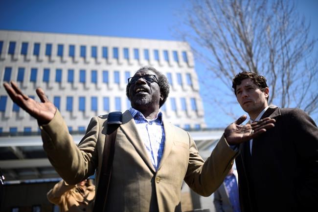 Governor asks ICE head not to deport Minnesota professor | iNFOnews.ca