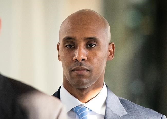 Ex-cop who killed 911 caller now in prison outside Minnesota | iNFOnews.ca CP2107229845