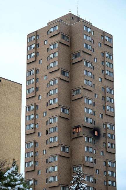 5 dead, 3 hurt in ‘devastating’ Minneapolis high-rise fire | iNFOnews.ca