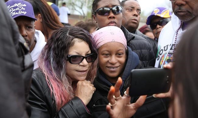 Minnesota judge confirms administrator for Prince estate | iNFOnews.ca CP1785981635