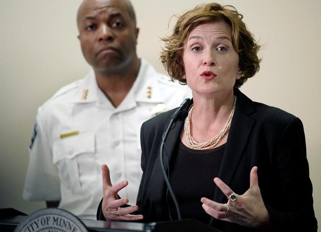 Minneapolis mayor defends leaving town after Australian shot | iNFOnews.ca