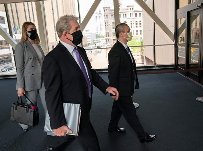 Prosecutors depict ex-officer as complicit in Floyd's death | iNFOnews.ca Prosecutors depict ex-officer as complicit in Floyd's death | iNFOnews.ca