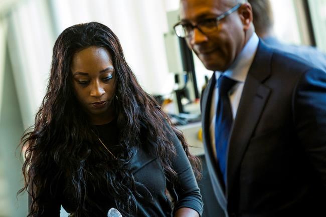 Expert: Officer had no reason to see Castile as a threat | iNFOnews.ca CP29557690