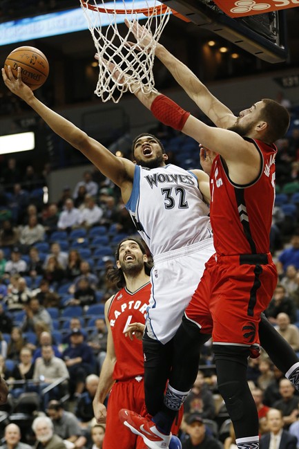 Timberwolves come back from 18 down to stun Raptors, 117-112 | iNFOnews.ca Timberwolves come back from 18 down to stun Raptors, 117-112 | iNFOnews.ca