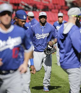 Slumping Yasiel Puig benched by Los Angeles Dodgers for NLDS Game 4 against Cardinals | iNFOnews.ca