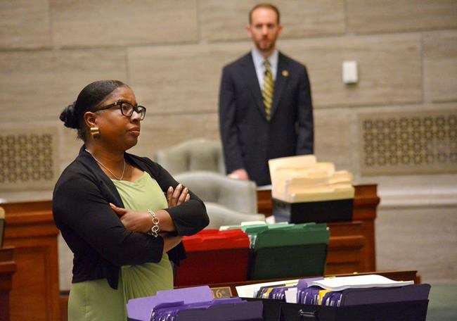 Missouri Senate passes bill to ban abortions at 8 weeks | iNFOnews.ca