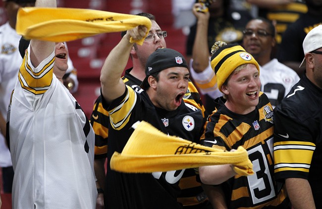 Start of Steelers-Rams delayed by small fire, long cleanup effort | iNFOnews.ca CP34735132